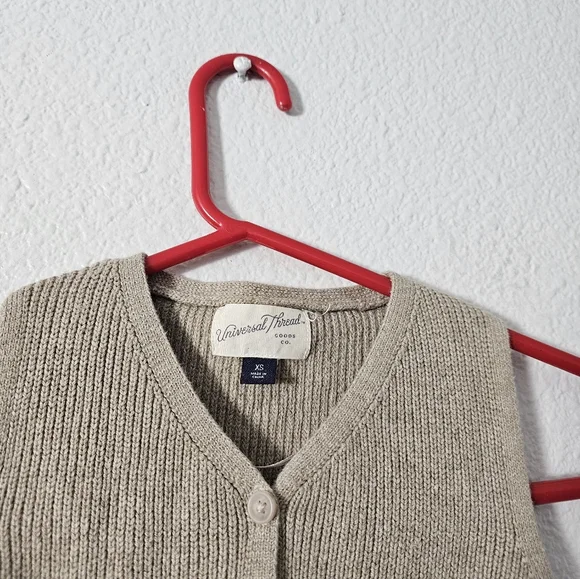 Classic Cream Knit Button-Front Vest - Women Sz XS - Picture 2 of 6